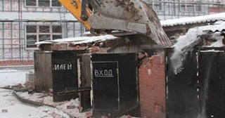 Снос гаража и вывоз мусора в Соль-илецке - Быстро и качественно от Сварной-Сои от 2107 рублей